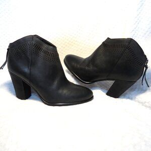 Vince Camuto Fetter Laser Cut Black Leather Bootie Women's Size 6.5M